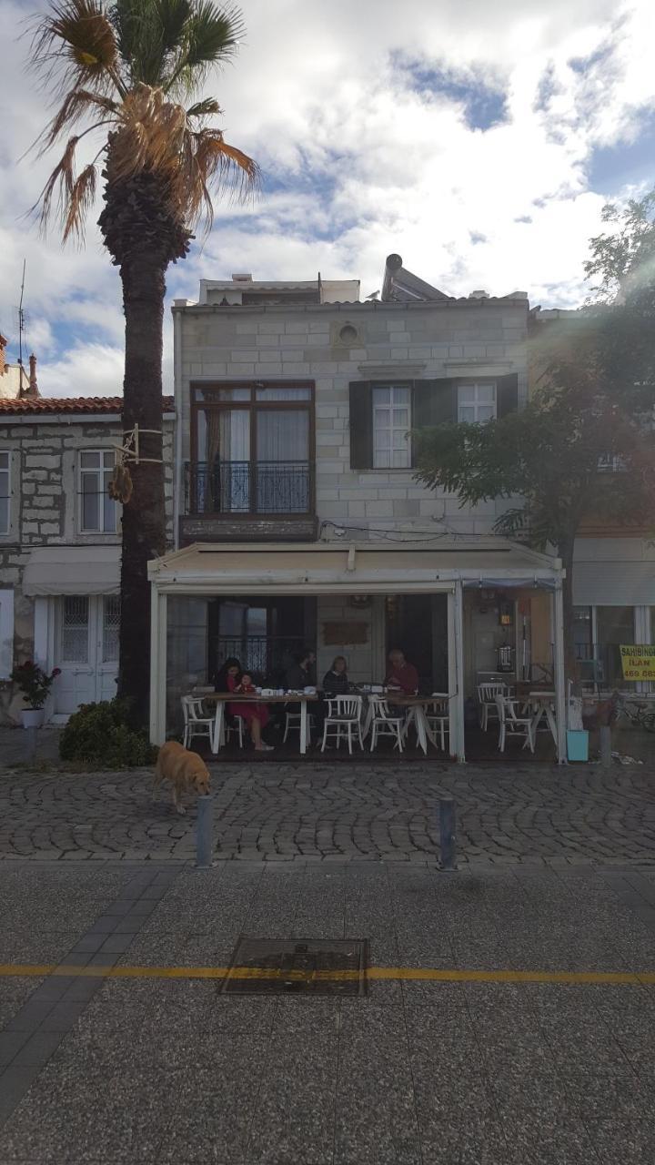 Ayshe Hotel Foça Exterior foto